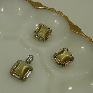 Premier Designs Celedon Collection Clip-on Earrings and Pendant Green EUC